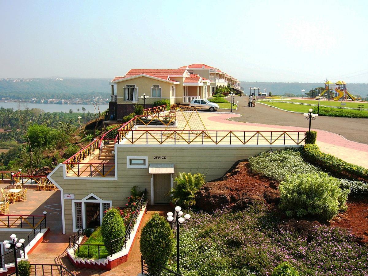 Kohinoor Samudra Beach Resort, Ratnagiri Exterior photo