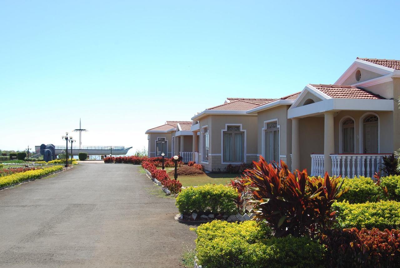 Kohinoor Samudra Beach Resort, Ratnagiri Exterior photo